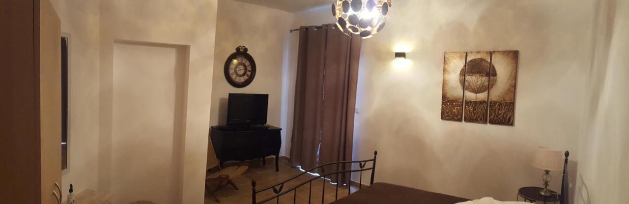 Apartmani Katja Omis Exterior photo